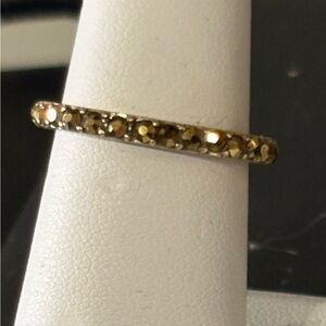 Elegant Gold-Tone Women's Ring